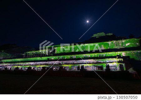 新潟県佐渡市相川北沢町　佐渡金山の選鉱所の遺構である北沢浮遊選鉱場のライトアップ夜景 130507050