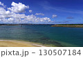 沖縄県北谷町美浜　デポアイランドと青い空 130507184