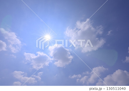 爽やかな青空と太陽 爽やかな青空と太陽 130511040
