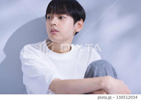 20代男性のビューティーイメージ ポートレート 20代男性のビューティーイメージ ポートレート 130512034