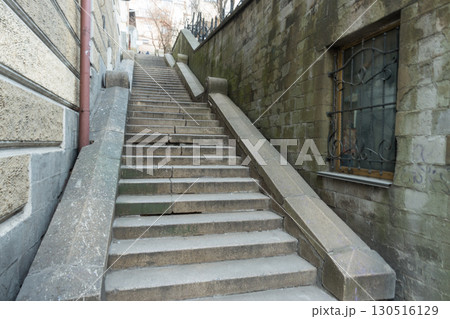 ロシア・ウラジオストクの街並みと日常風景 130516129