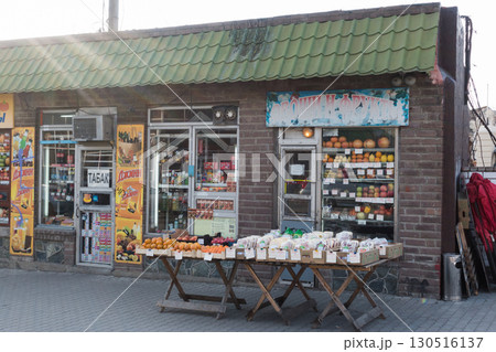 ロシア・ウラジオストクの街並みと日常風景 130516137