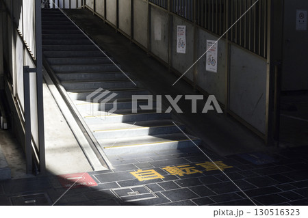 地下通路のある駅 地下通路のある駅 130516323