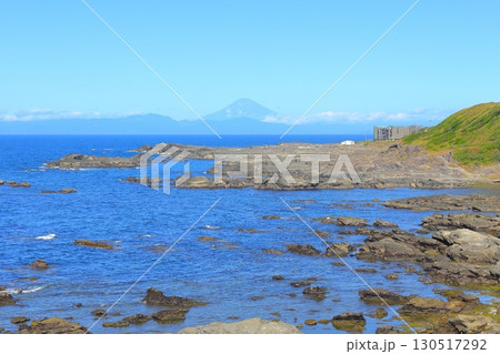 三浦半島から望む富士山 三浦半島から望む富士山 130517292