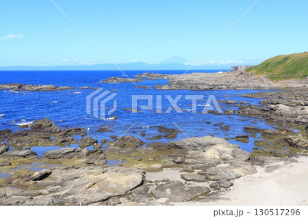 三浦半島から望む富士山 130517296