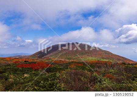 秋色に染まる 栗駒山の絶景  秋色に染まる 栗駒山の絶景  130519052