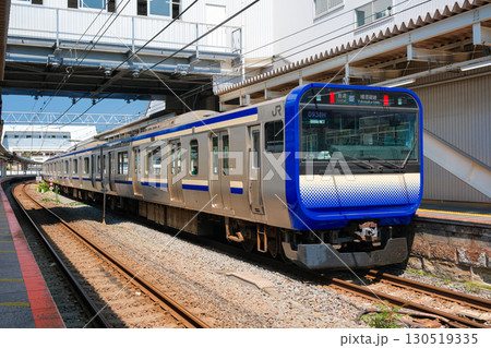 JR東日本、横須賀線・総武快速線 E235系電車 130519335