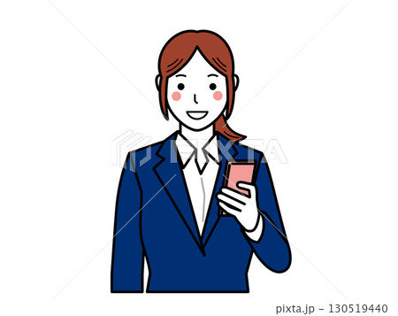 ネイビースーツ。スマホを持って話す女性。その2 130519440