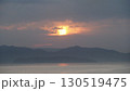 高松発　神戸行フェリー　夕暮れ② 130519475