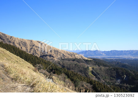 熊本県南阿蘇村　南阿蘇パノラマライン展望所からの風景 130523092