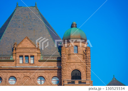 議事堂の塔の一部 議事堂の塔の一部 130525534