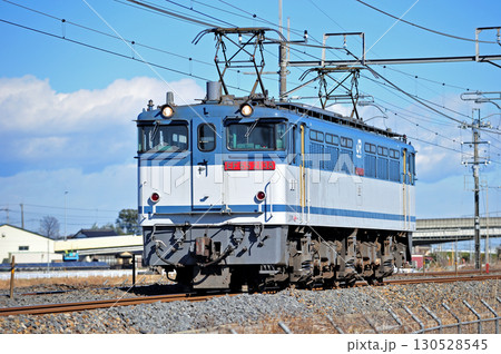 東北本線　栗橋ー東鷲宮　JR貨物　EF65-2138（新鶴見） 130528545