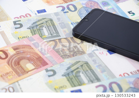 ユーロ スマホ 130533243