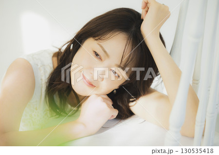 可愛い40代女性 130535418