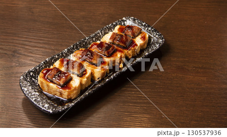 鰻の玉子焼き 鰻の玉子焼き 130537936