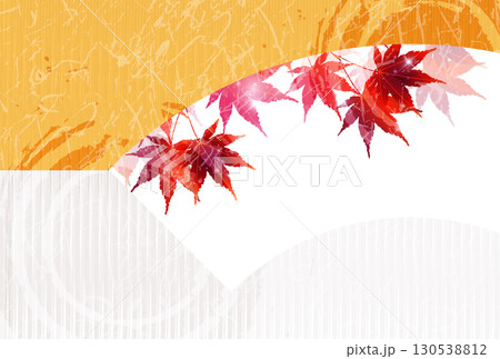 秋　紅葉　和柄　葉　背景	 130538812