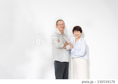 シニア夫婦 シニア夫婦 130539170