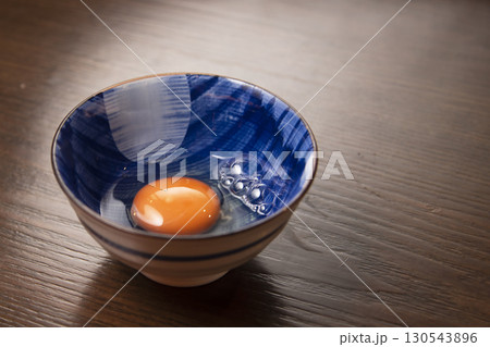 生卵 生卵 130543896
