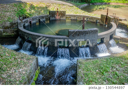 音無井路円形分水 130544897