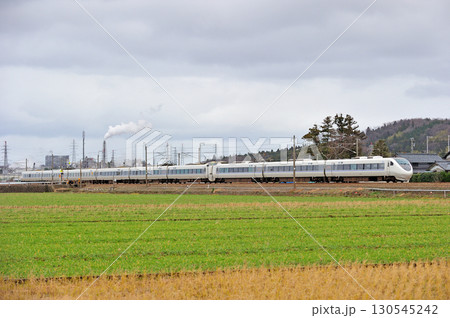 北陸本線 芦原温泉-丸岡 JR西日本 681系 V11+W32編成(金沢) しらさぎ 北陸本線 芦原温泉-丸岡 JR西日本 681系 V11+W32編成(金沢) しらさぎ 130545242