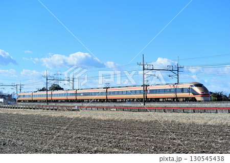 東北本線　栗橋ー東鷲宮　東武鉄道　100系　106編成　日光詣　スペーシア 130545438