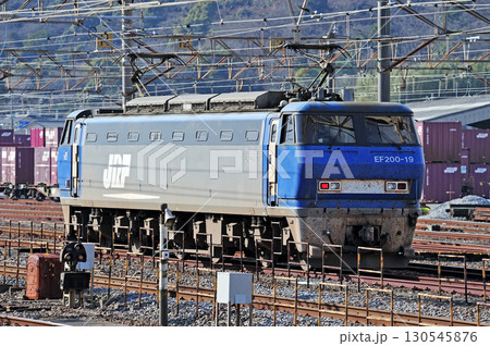 東海道本線　相模貨物　JR貨物　EF200-19（吹田） 130545876
