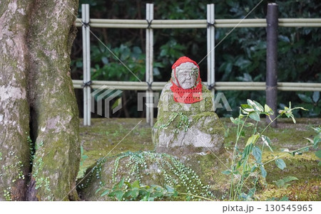 油山観音　十六羅漢石像　 130545965