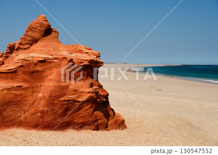 Red rock - Cape Leveque Red rock - Cape Leveque 130547552