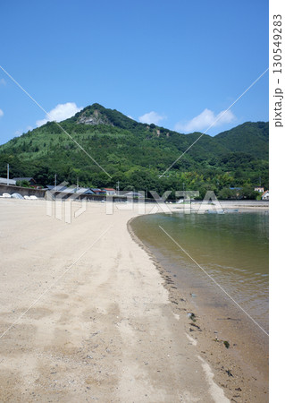 愛媛県　弓削島　下弓削の海岸 130549283