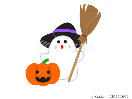 魔女の仮装のハロウィンのおばけとジャックオランタン 130551663