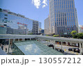 横浜駅　西口前のロータリーと街並み　神奈川県横浜市 130557212