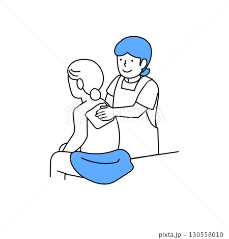 介護：体を拭く介助高齢者 130558010