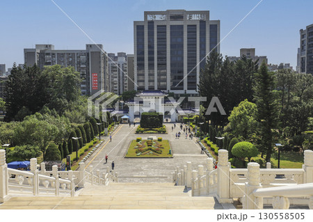 台北市 国立中正紀念堂の南側に位置する大孝門 台北市 国立中正紀念堂の南側に位置する大孝門 130558505