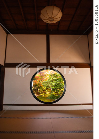 京都市 源光庵の紅葉 130559116