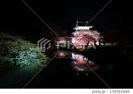 松前城と満開の桜の絶景 松前城と満開の桜の絶景 130562686