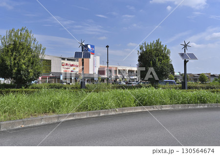 埼玉県・上尾市 上尾道路 国道17号の風景 (走行中撮影) 埼玉県・上尾市 上尾道路 国道17号の風景 (走行中撮影) 130564674