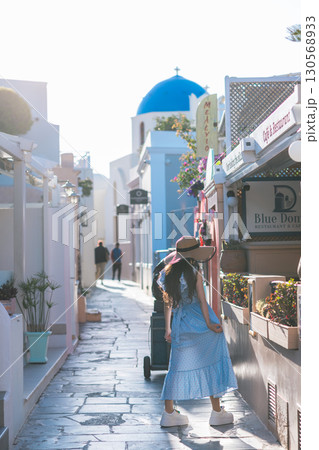 サントリーニ島の美しい風景 130568933