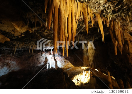 神秘的な南大東島の鍾乳洞 130569051
