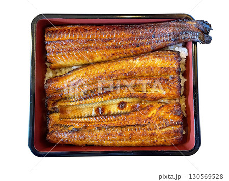 香ばしく焼き上げられたうな重のアップ写真 香ばしく焼き上げられたうな重のアップ写真 130569528