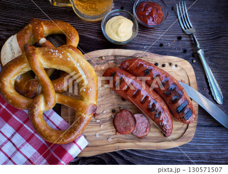 Bavarian sausages with pretzels and beer Bavarian sausages with pretzels and beer 130571507