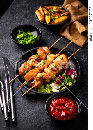 Chicken skewers kebab with vegetables Chicken skewers kebab with vegetables 130571774