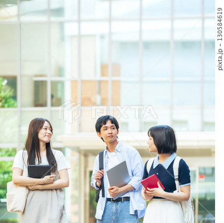 大学生イメージポートレート 130584619