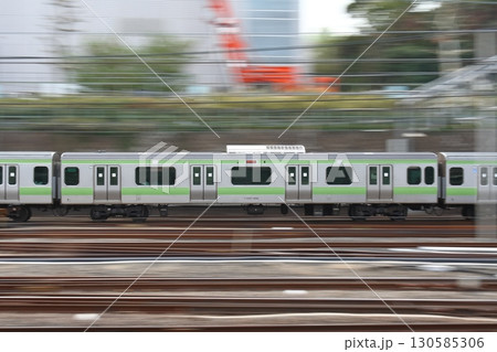 山手線E231系10号車(サハE231形4600番代) 山手線E231系10号車(サハE231形4600番代) 130585306