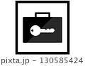 荷物預けを表すコインロッカー用シンボルマーク 130585424