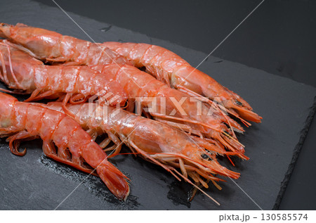 美味しそうな赤エビ 美味しそうな赤エビ 130585574