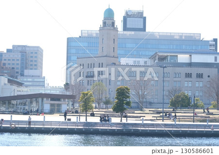 都会の街並みの風景 都会の街並みの風景 130586601