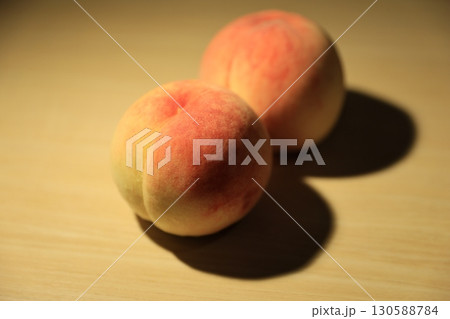 もも モモ ピーチ 130588784