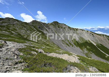 仙丈ヶ岳登山、山梨県 130589946