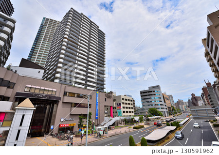 《愛知県》名古屋都市風景 千種区池下 広小路通 《愛知県》名古屋都市風景 千種区池下 広小路通 130591962