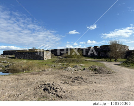 フィンランドのスオメンリンナ島の要塞 フィンランドのスオメンリンナ島の要塞 130595366